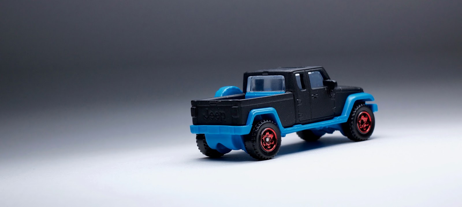 matchbox jeep gladiator